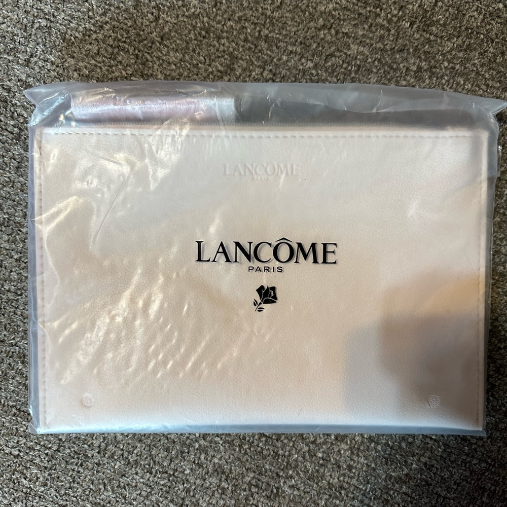 BNWT light pink Lancome pouch